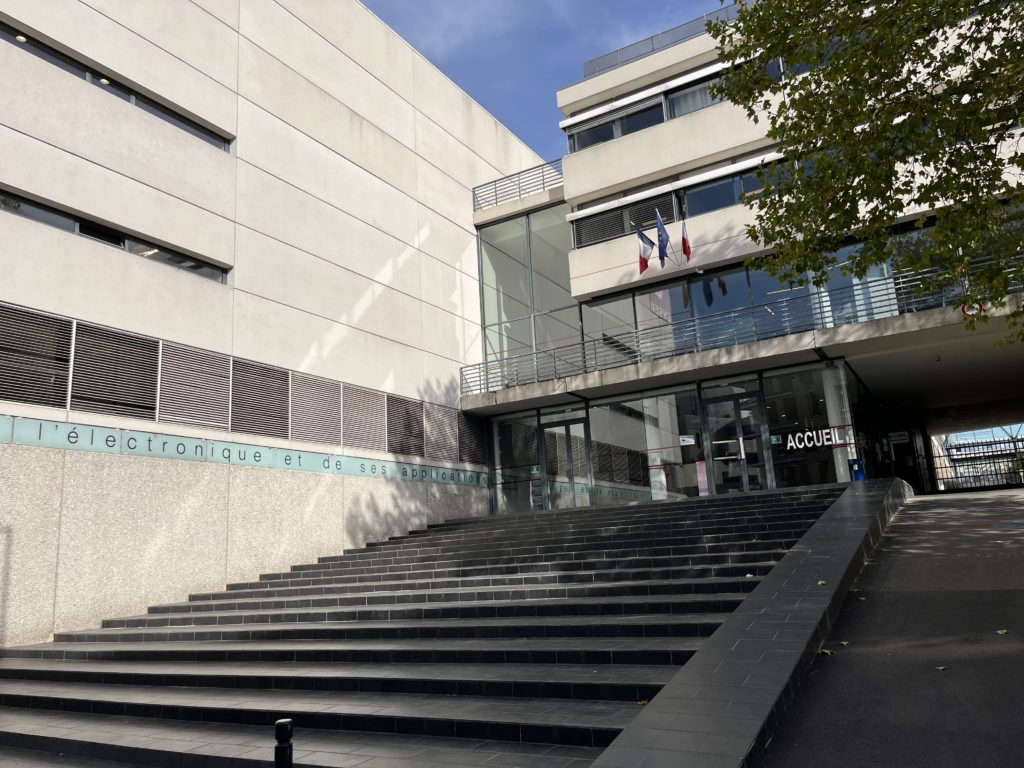 ECOLE NATIONALE SUPERIEURE DE L’ELECTRONIQUE ET DE SES APPLICATIONS